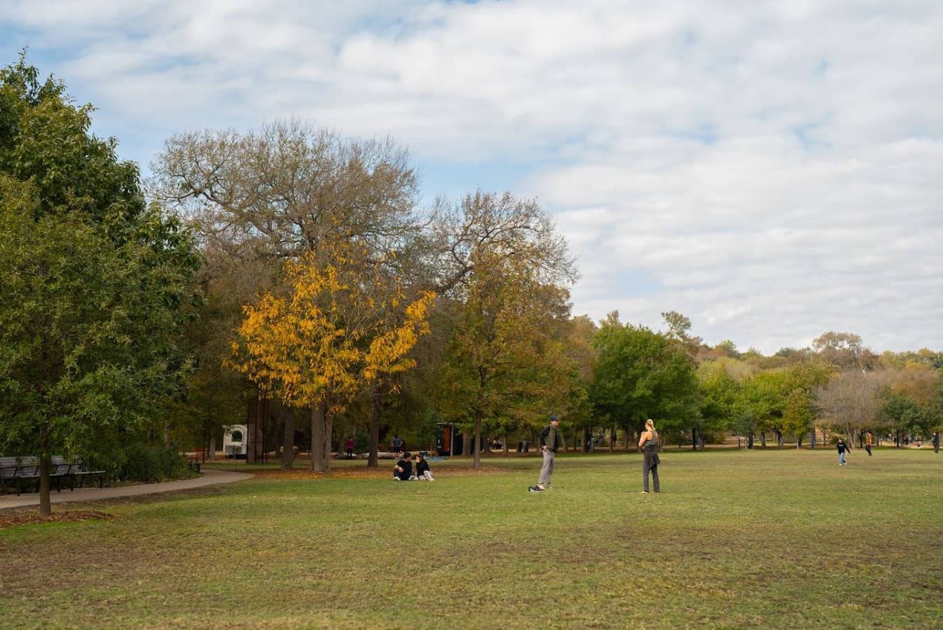 The condo is ideally situated across the street from Pease Park, a stunning urban oasis.