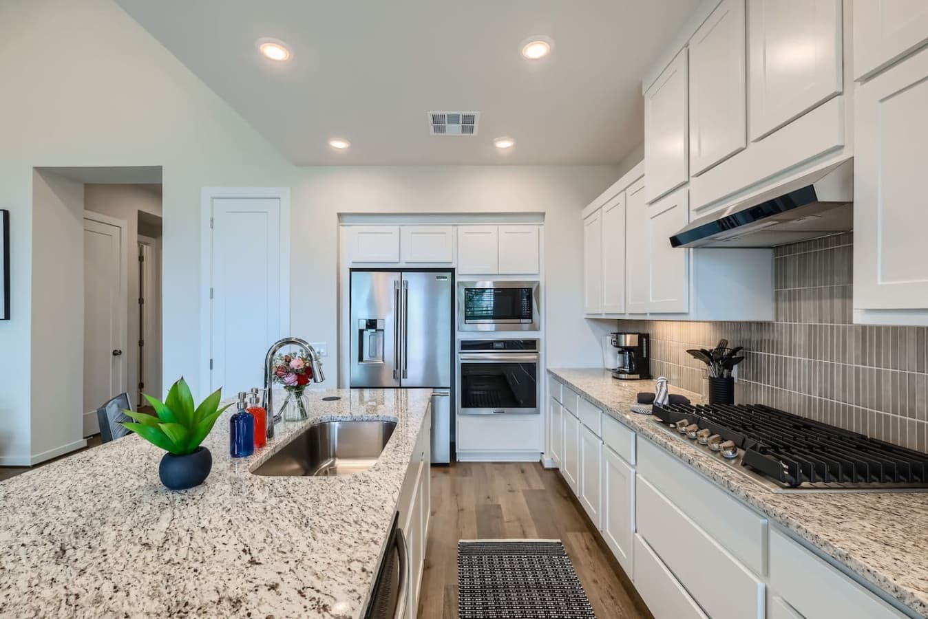 Fully equipped kitchen has everything you need to whip up a gourmet meal.