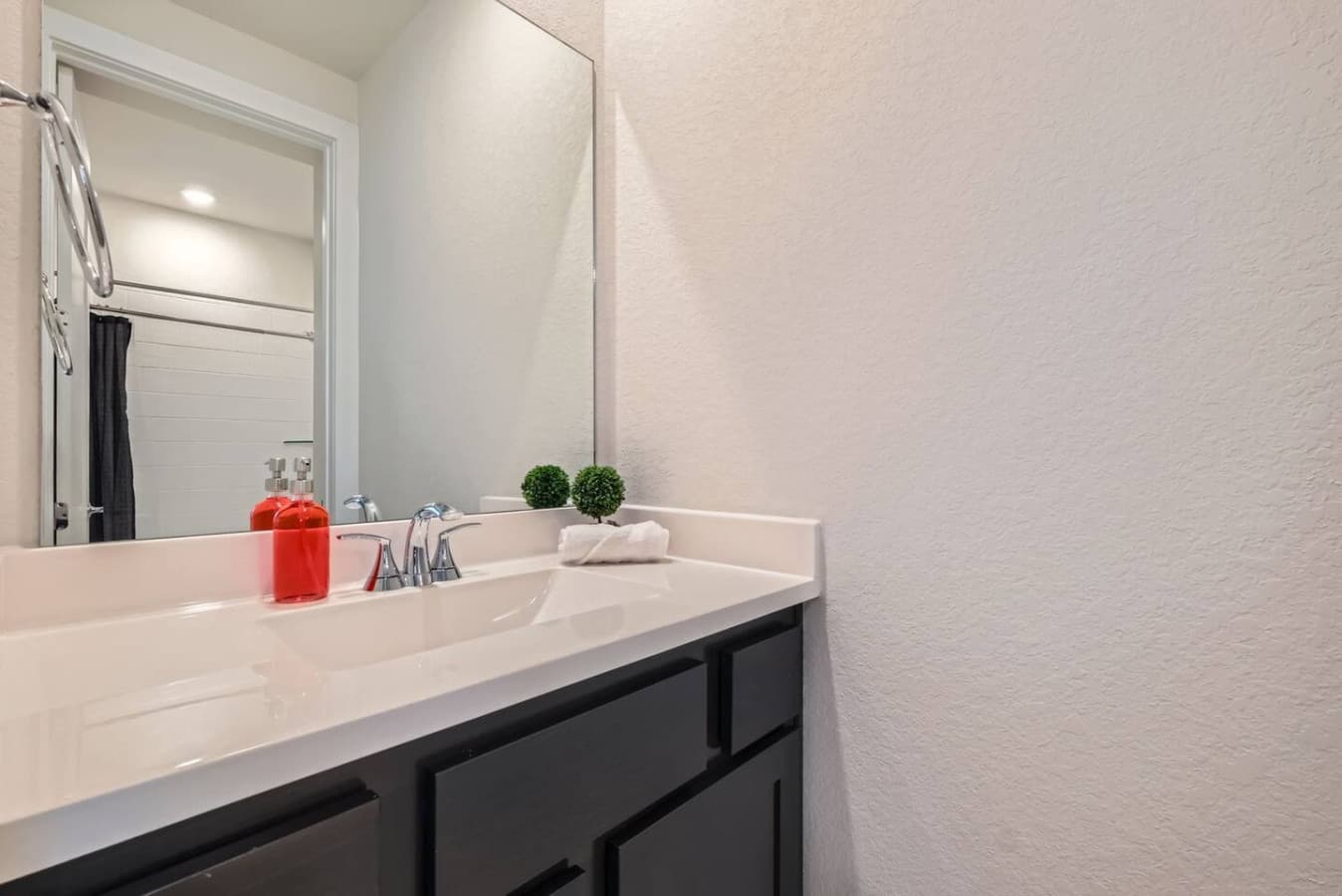 Second bathroom.