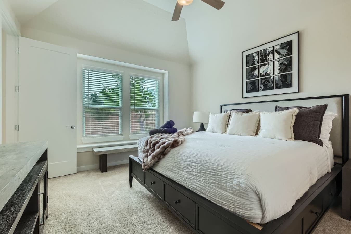 Stretch out and relax in the spacious king bed located in the master bedroom.