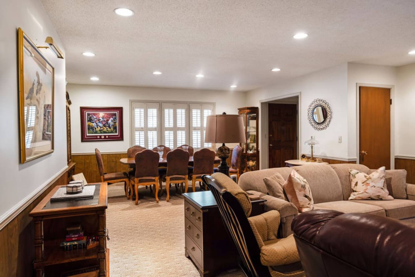 A large gathering space with ample seating perfect for group meals and game nights.