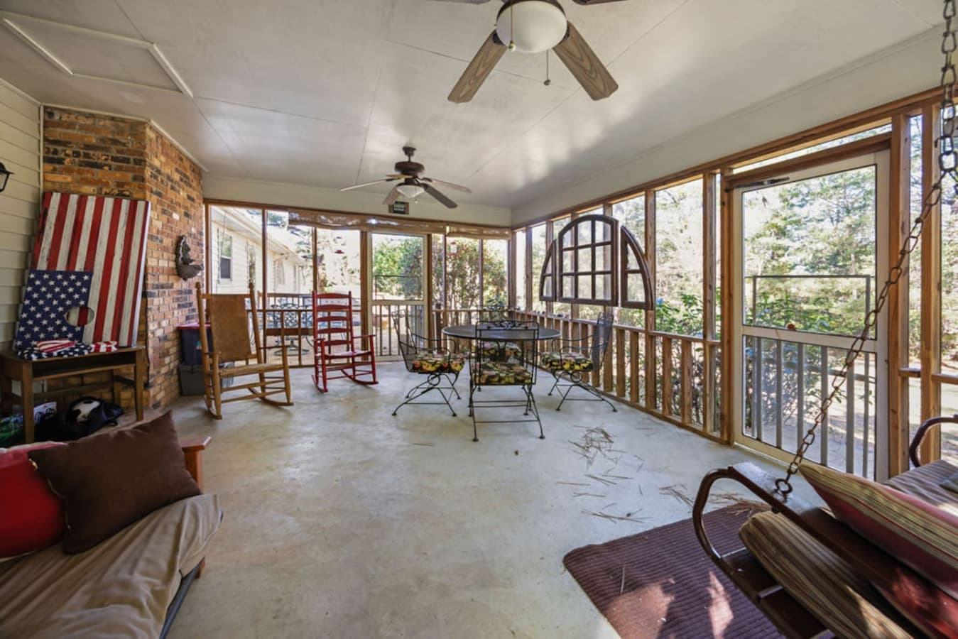 A bright outdoor room perfect for relaxing or enjoying meals together.