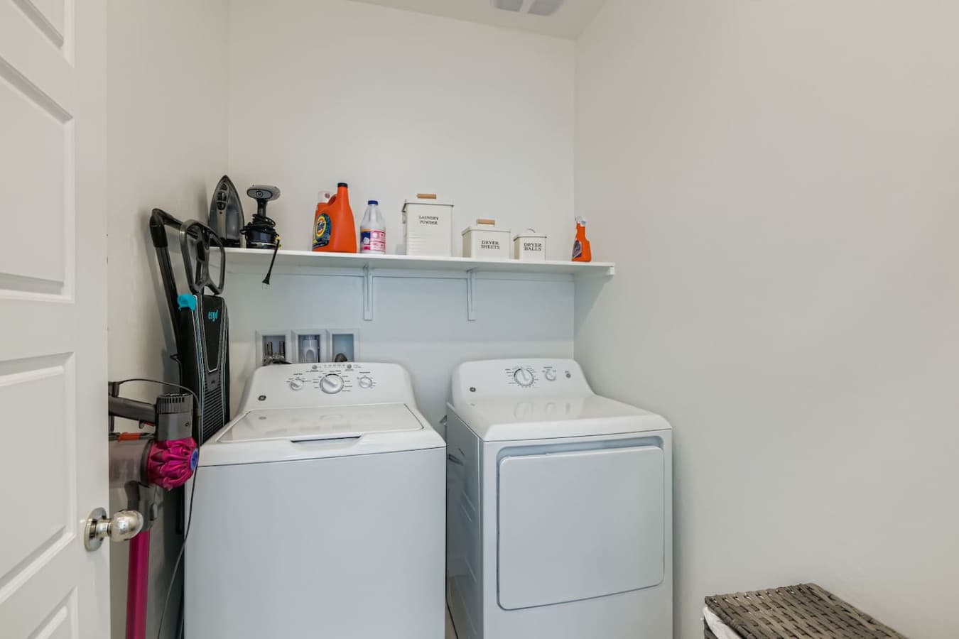 Washer and dryer available for use.