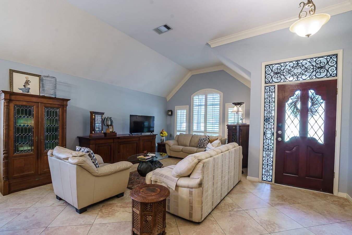 Comfort meets character in this cozy, beautifully furnished space.