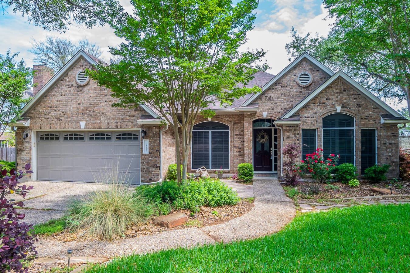 Beautiful front yard.
