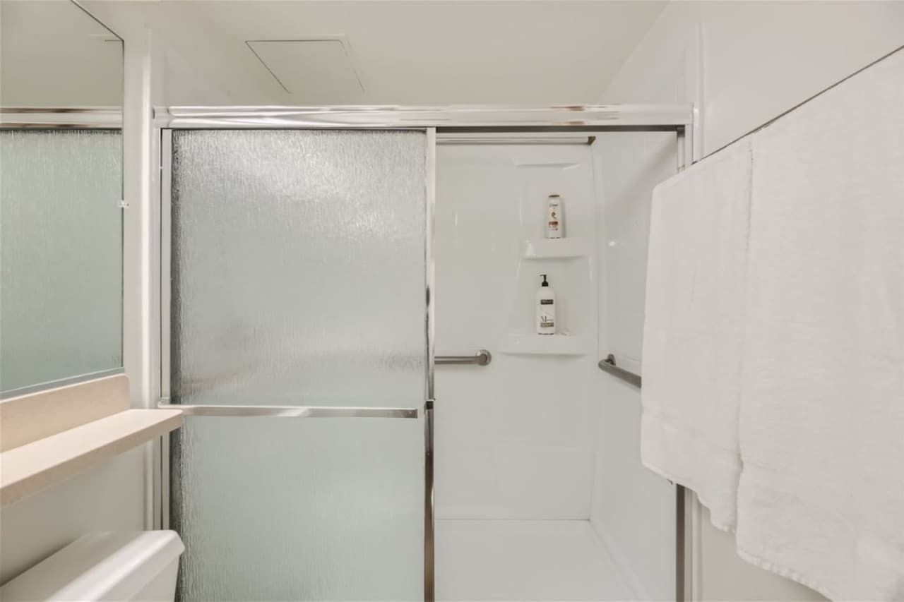 Gallery Image 18