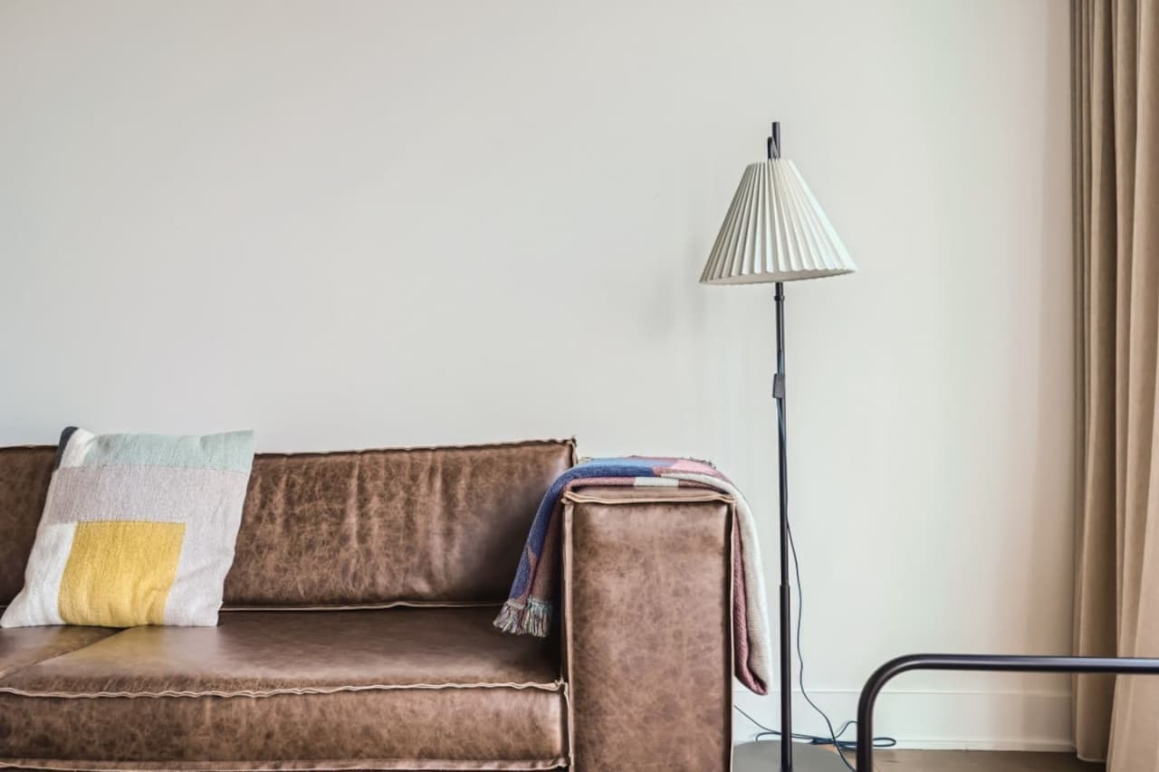 08 Living Room Detail.jpg