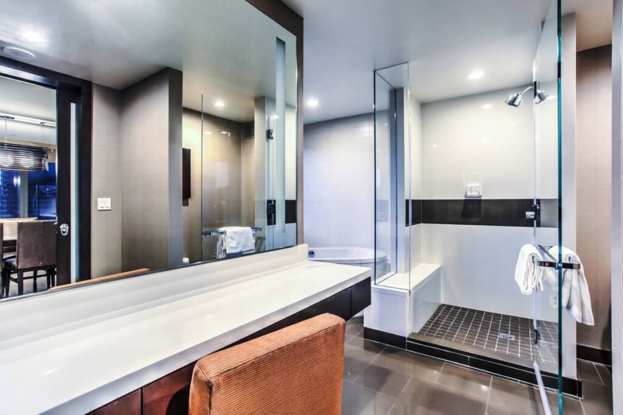 Luxury Bathroom