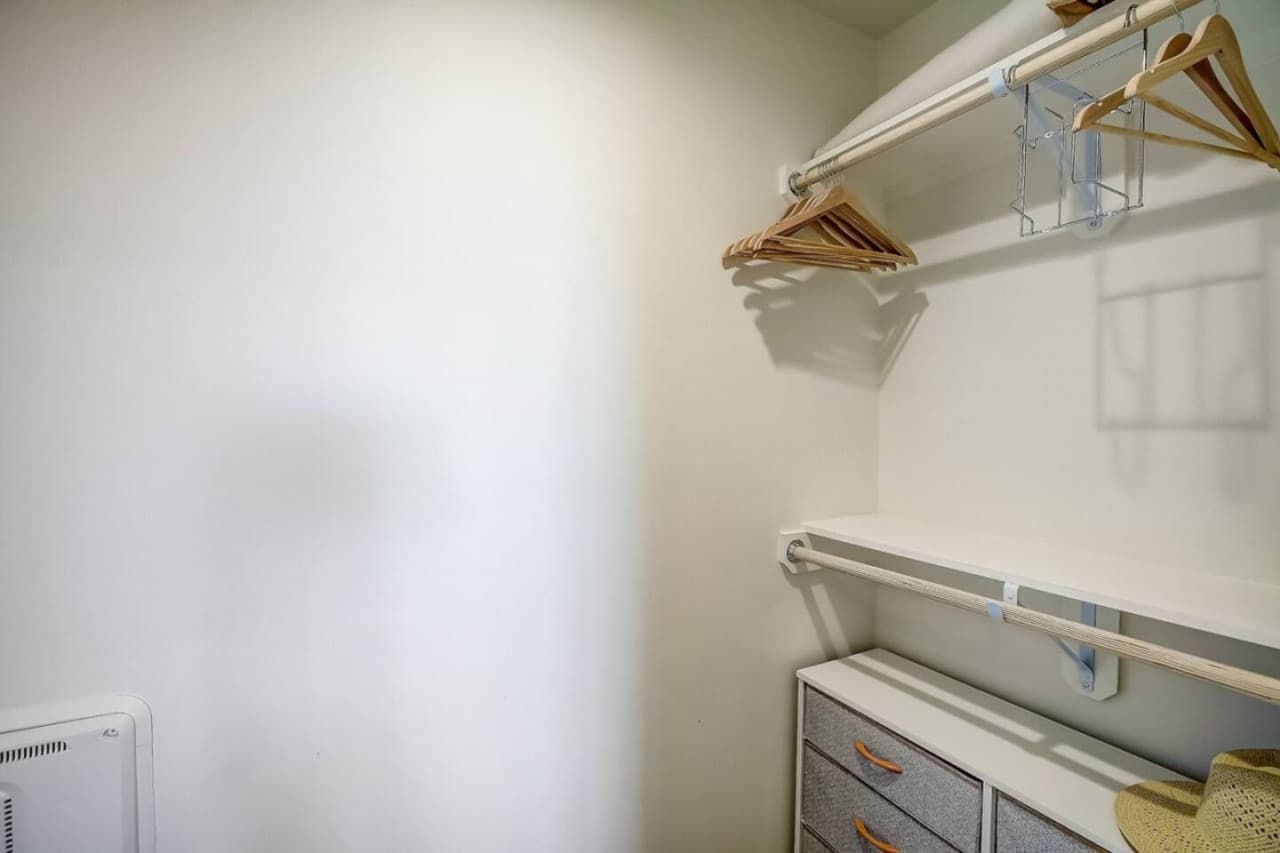 Gallery Image 20