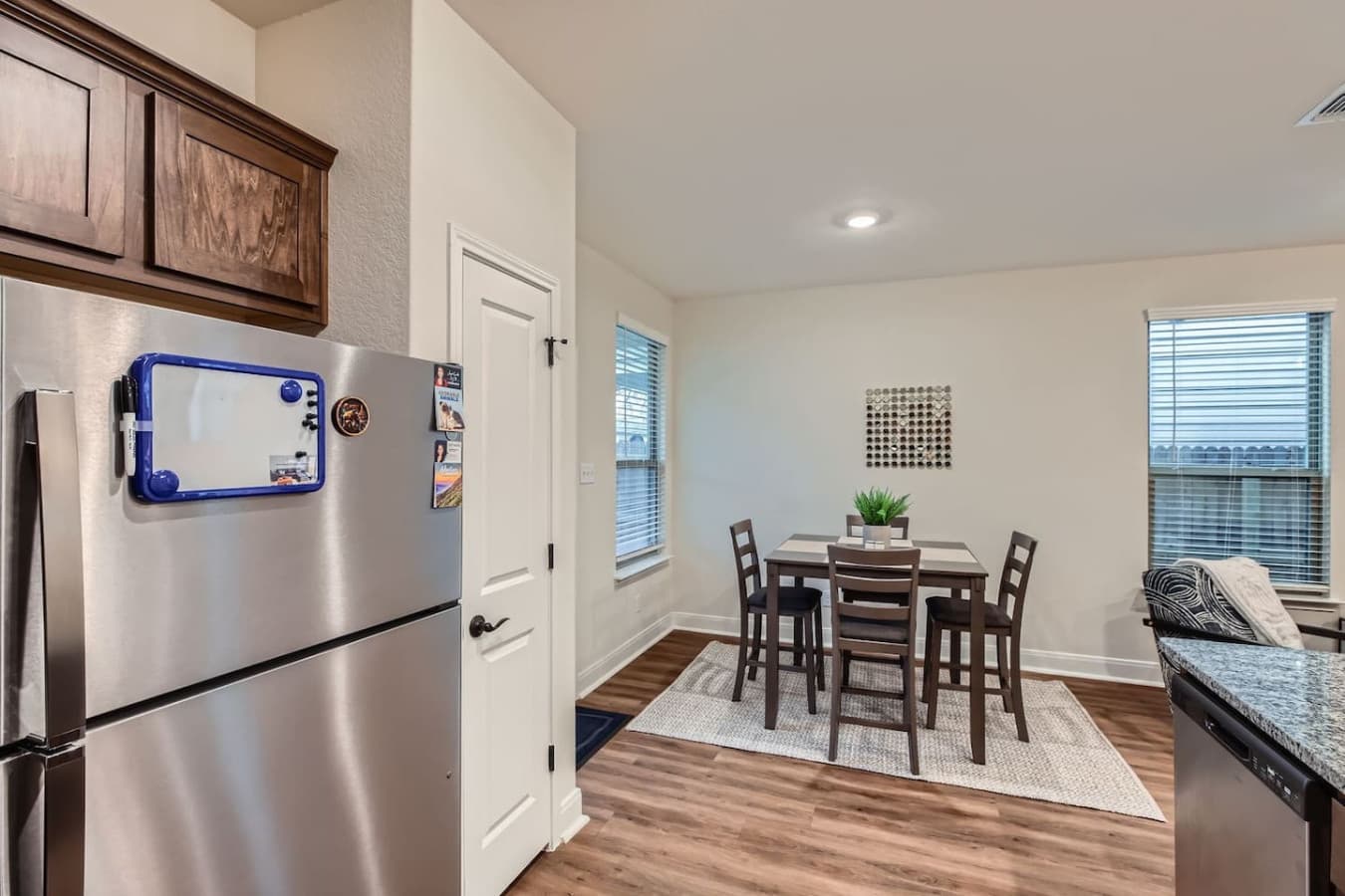 Dining room space, seating for up to four.