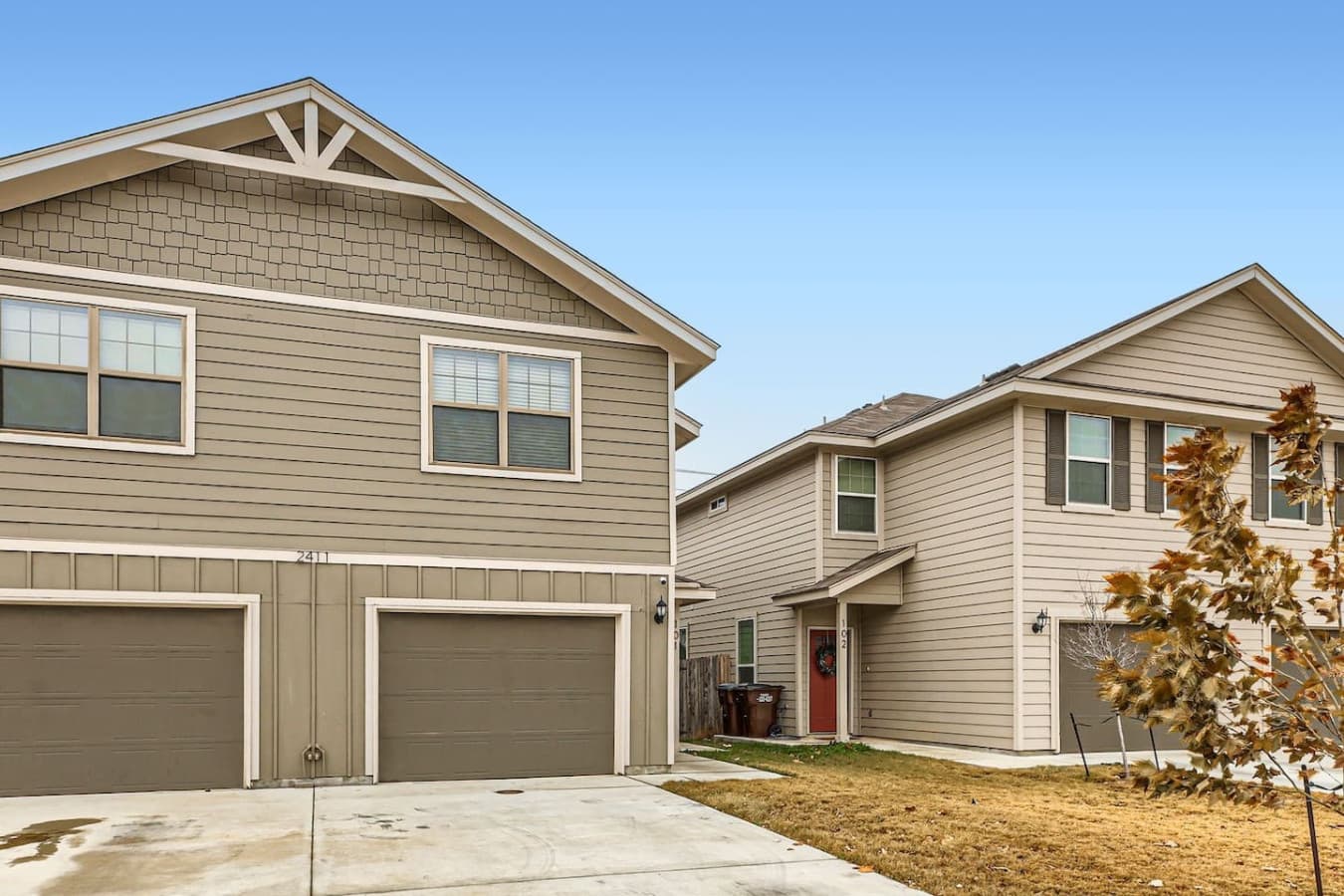 Unwind in our spacious 3-bedroom, 2.5-bathroom duplex (1400 sq ft), nestled within a secure, gated community just minutes from Lackland AFB.