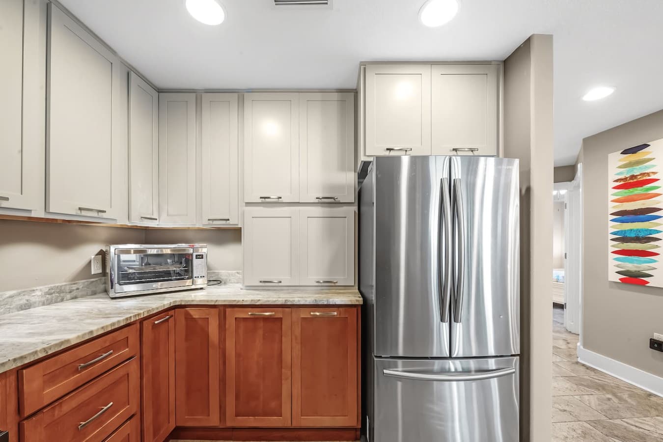 Modern kitchen, perfect for cooking.