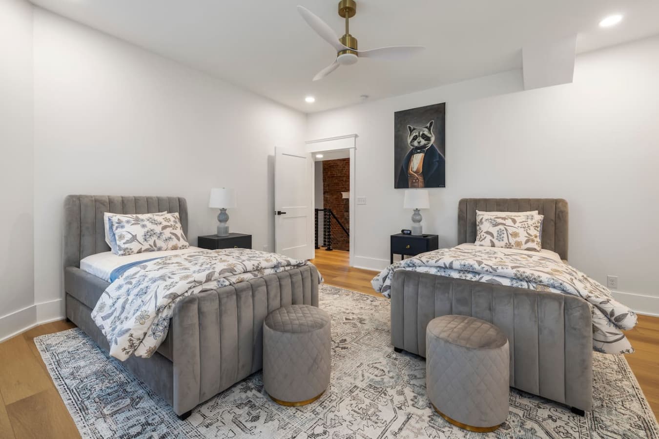 Third bedroom with two single trundle beds.