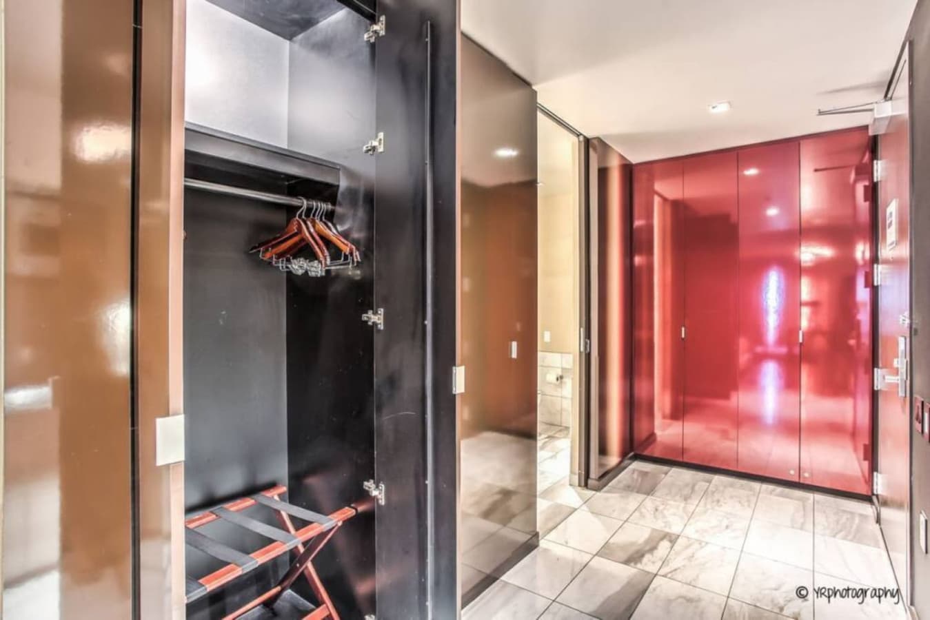Built-In Wardrobe /cabinet