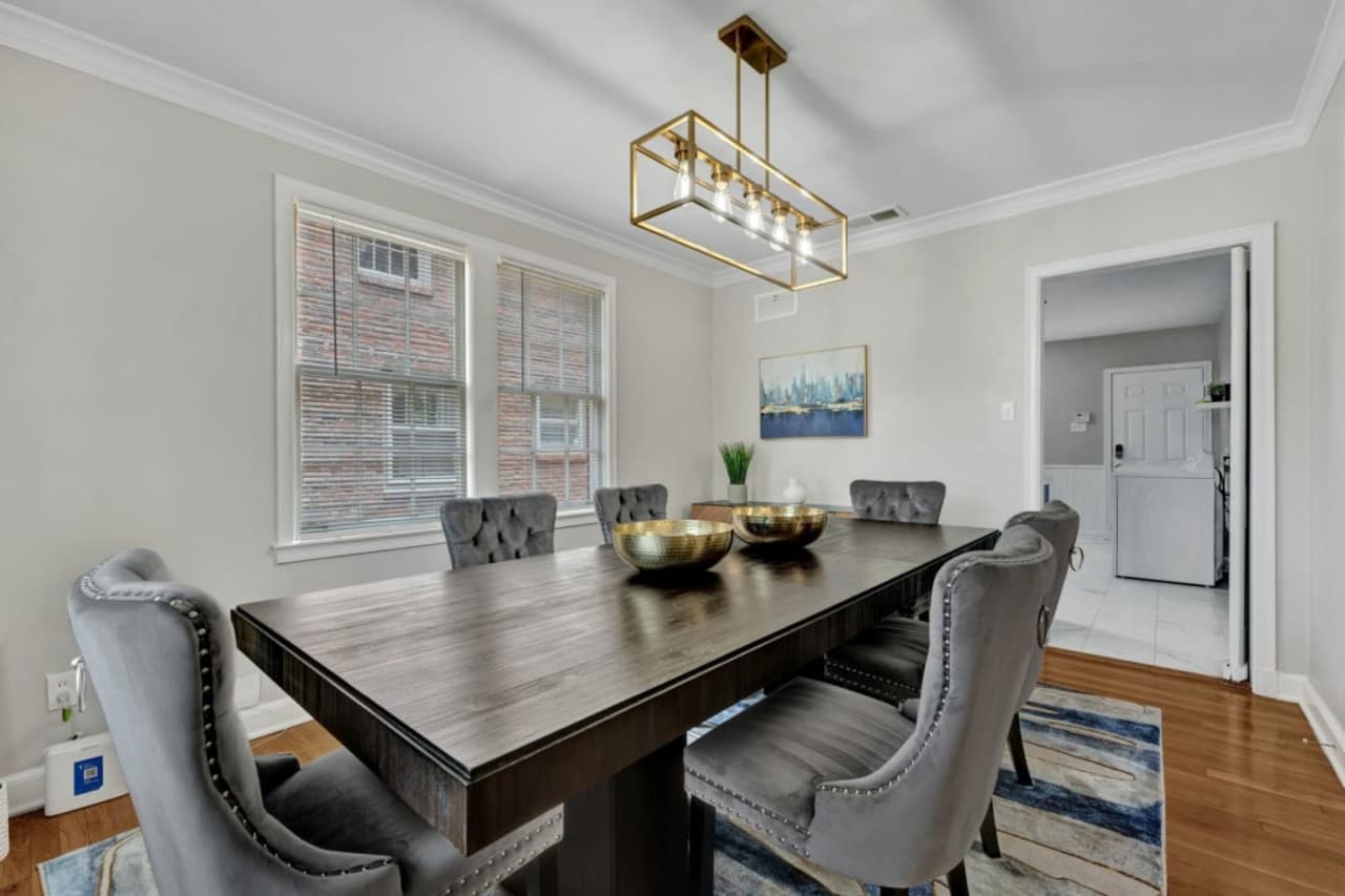 Break bread and make memories at our six-person dining room table.
