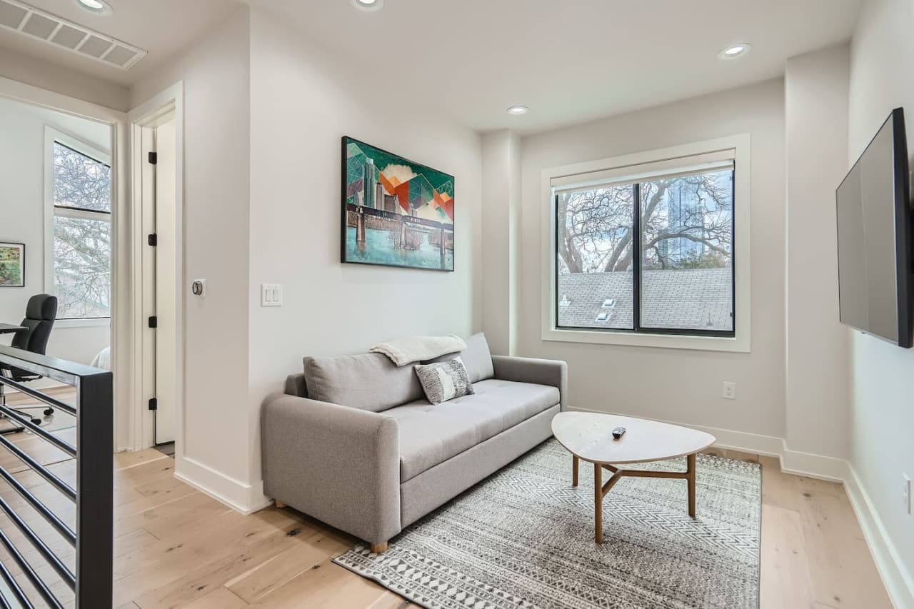 2nd floor lounge