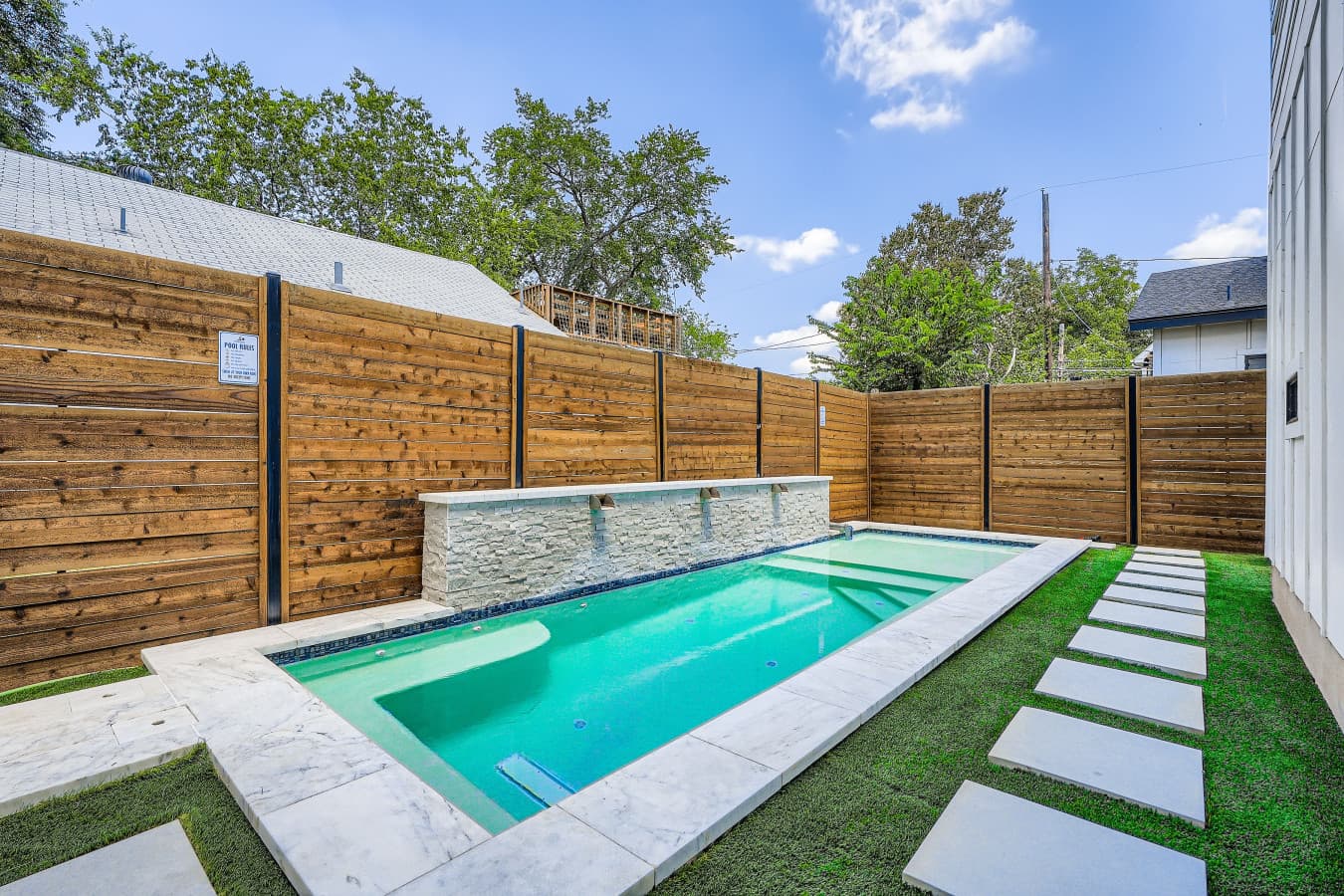 16 Exterior Pool.jpg