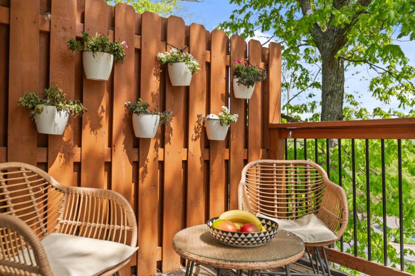 Enjoy the fresh air in this comfortable seating.