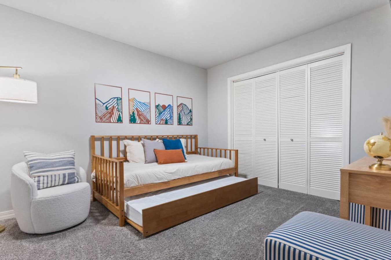 Third bedroom.