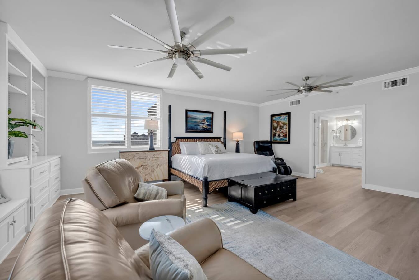 Bright and inviting bedroom with plenty of room to relax.