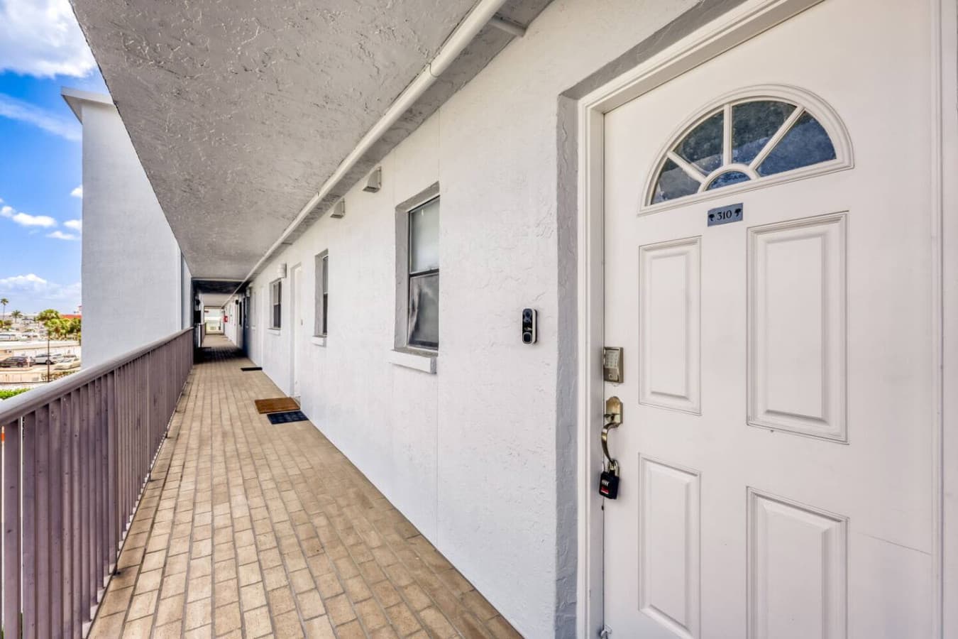 Private entry walkway with easy access to the unit.