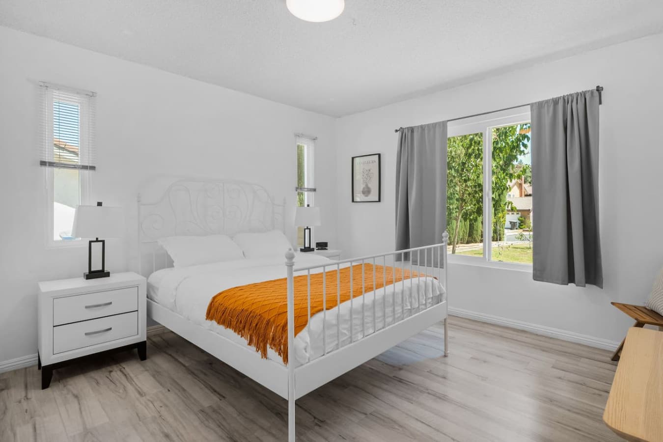 Fifth bedroom with queen size bed.
