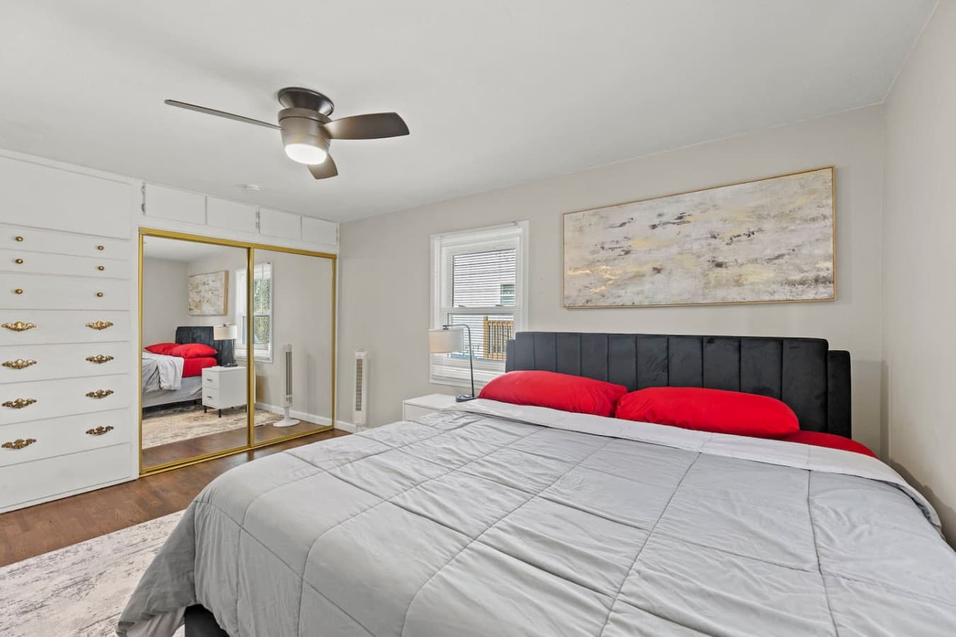 Calm and comfortable bedroom designed for restful nights and slow mornings.