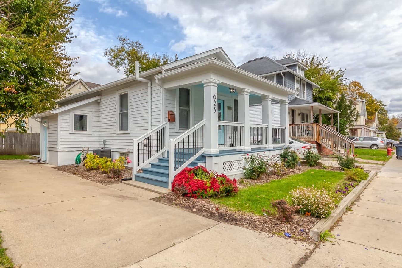 Beautifully maintained home with inviting curb appeal and bright exterior details.