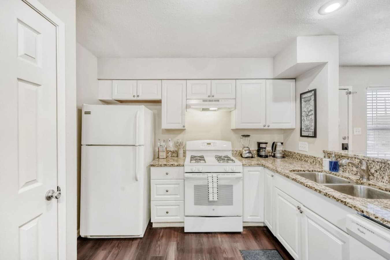 Clean and functional cooking space.