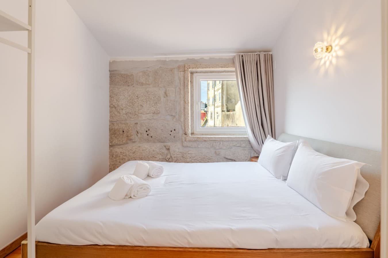 Wake up refreshed in this king size bed designed for restful nights.
