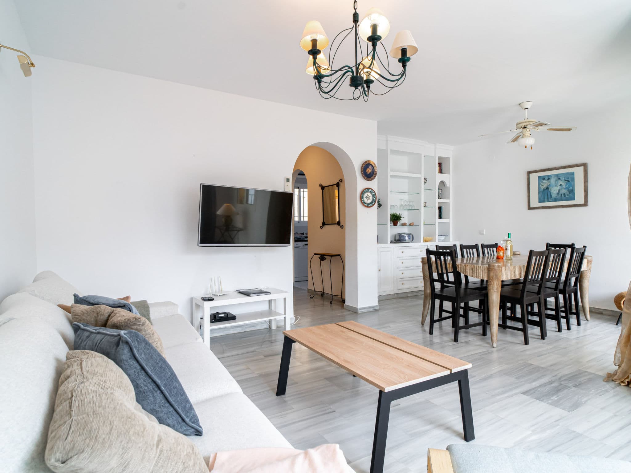 Kitchen / Dining Room
