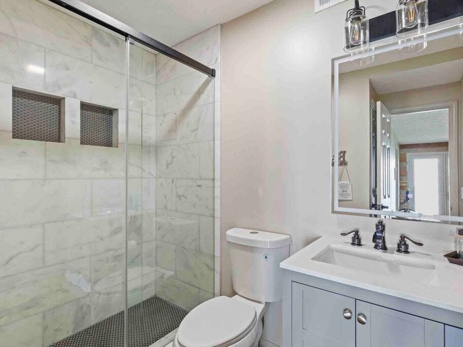 Basement full bath
