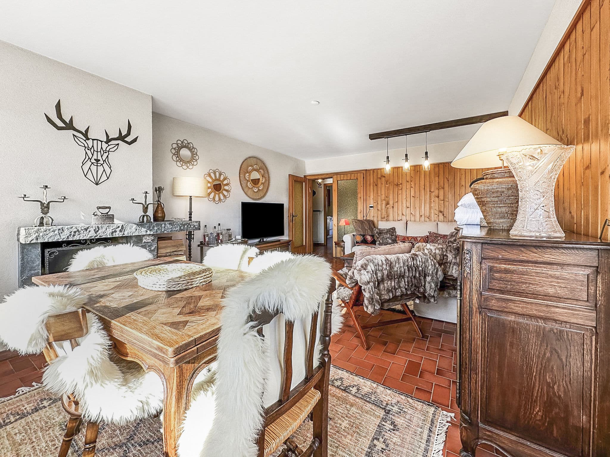 Kitchen / Dining Room