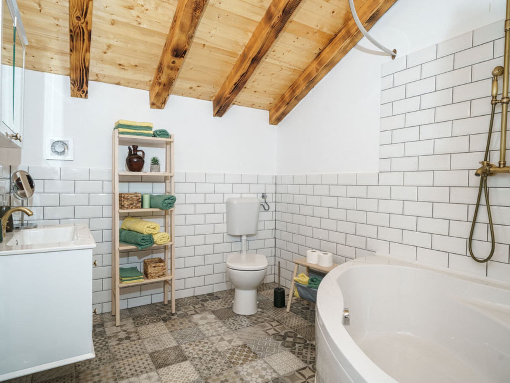 Bathroom / Wellness