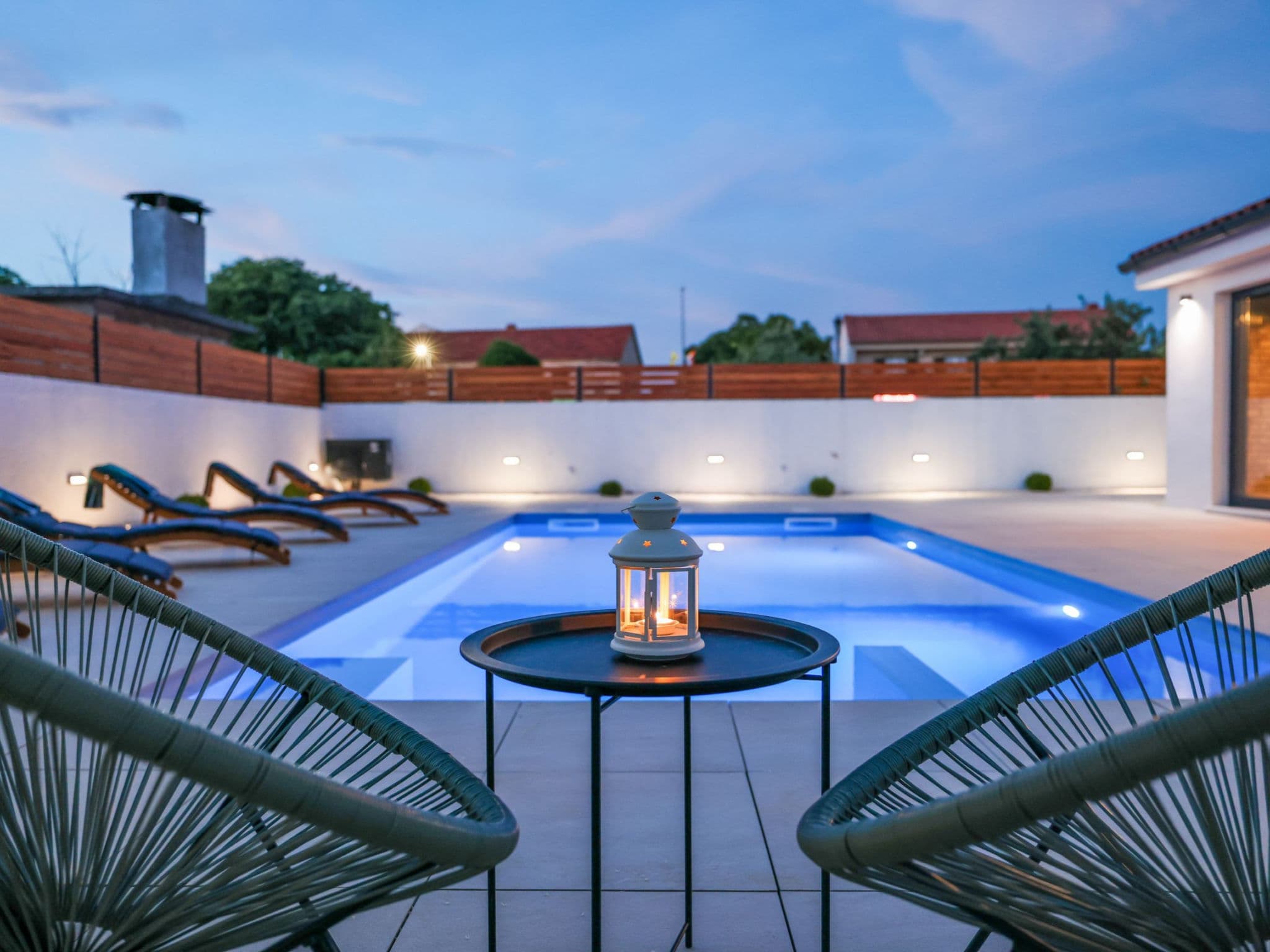 Pool Indoor