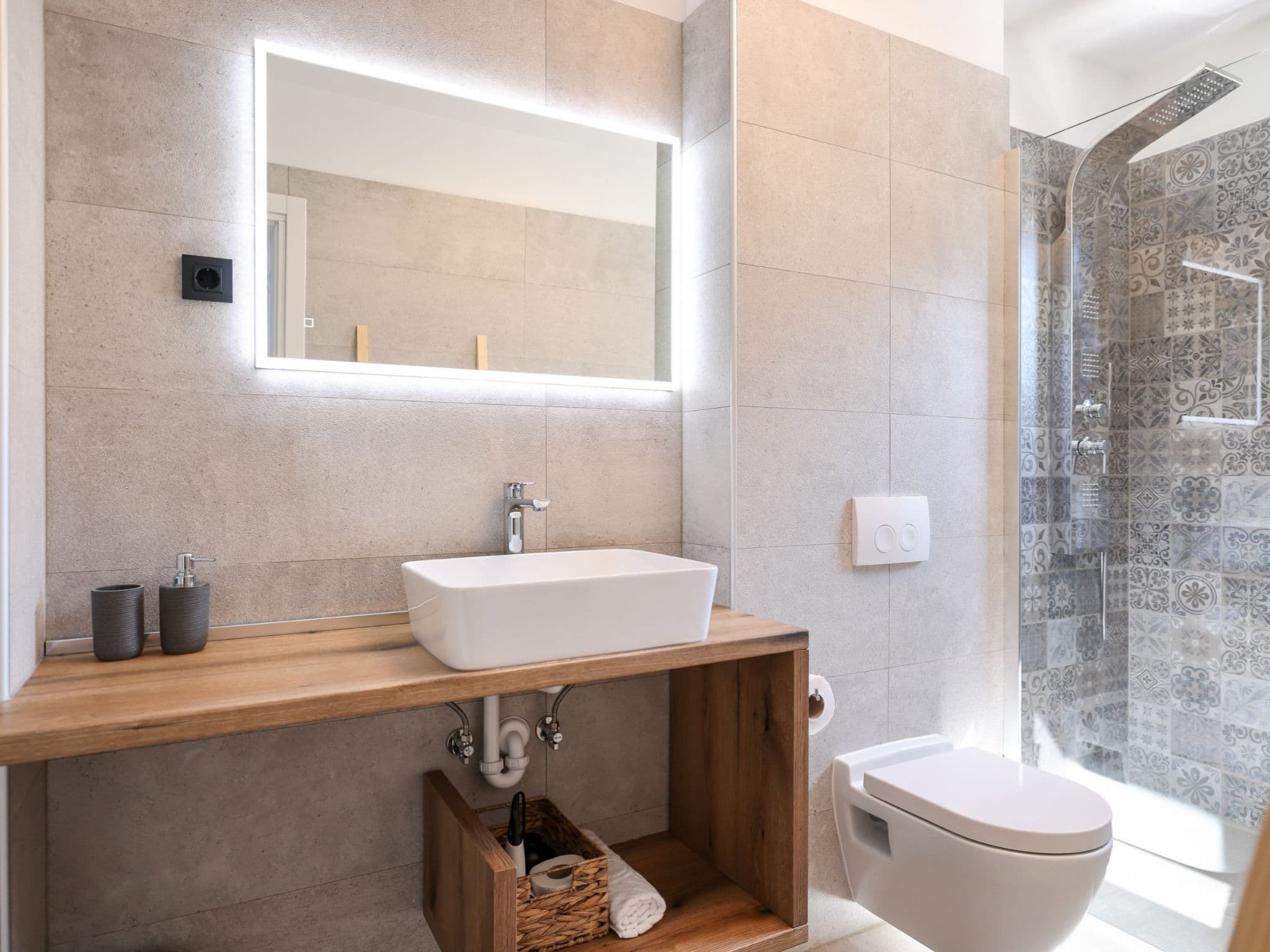 Bathroom / Wellness
