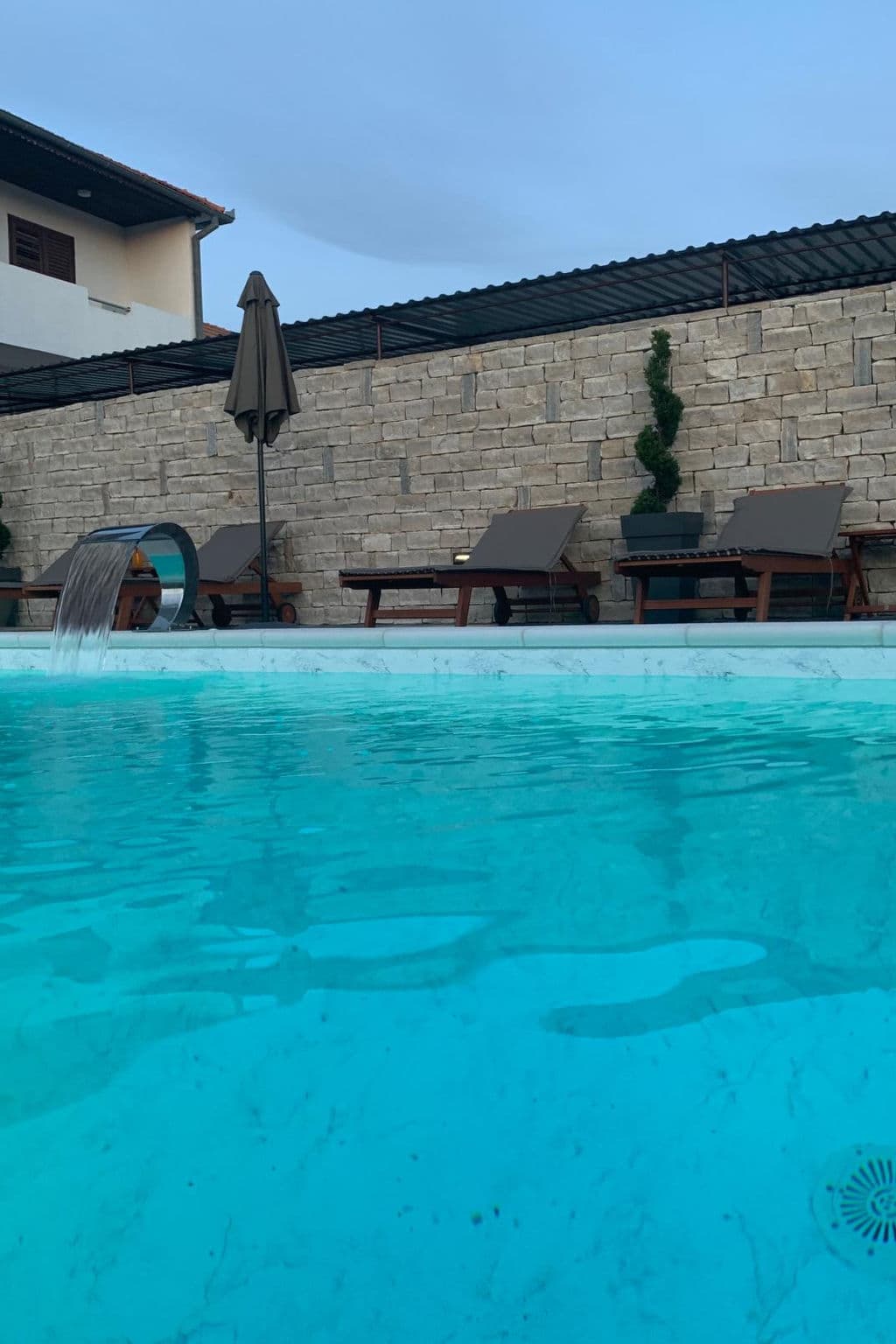 Pool Indoor