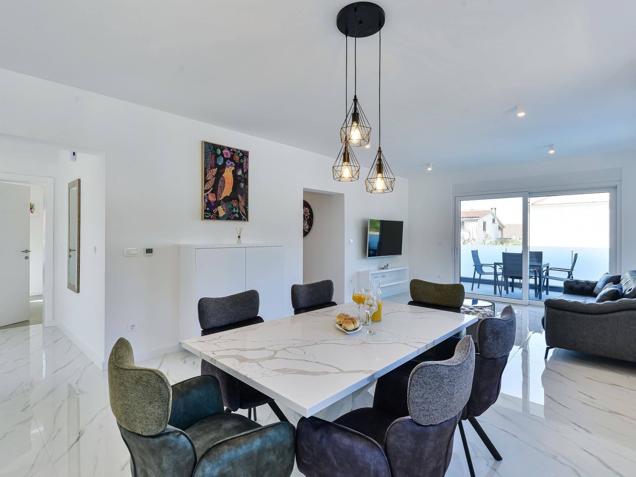 Kitchen / Dining Room