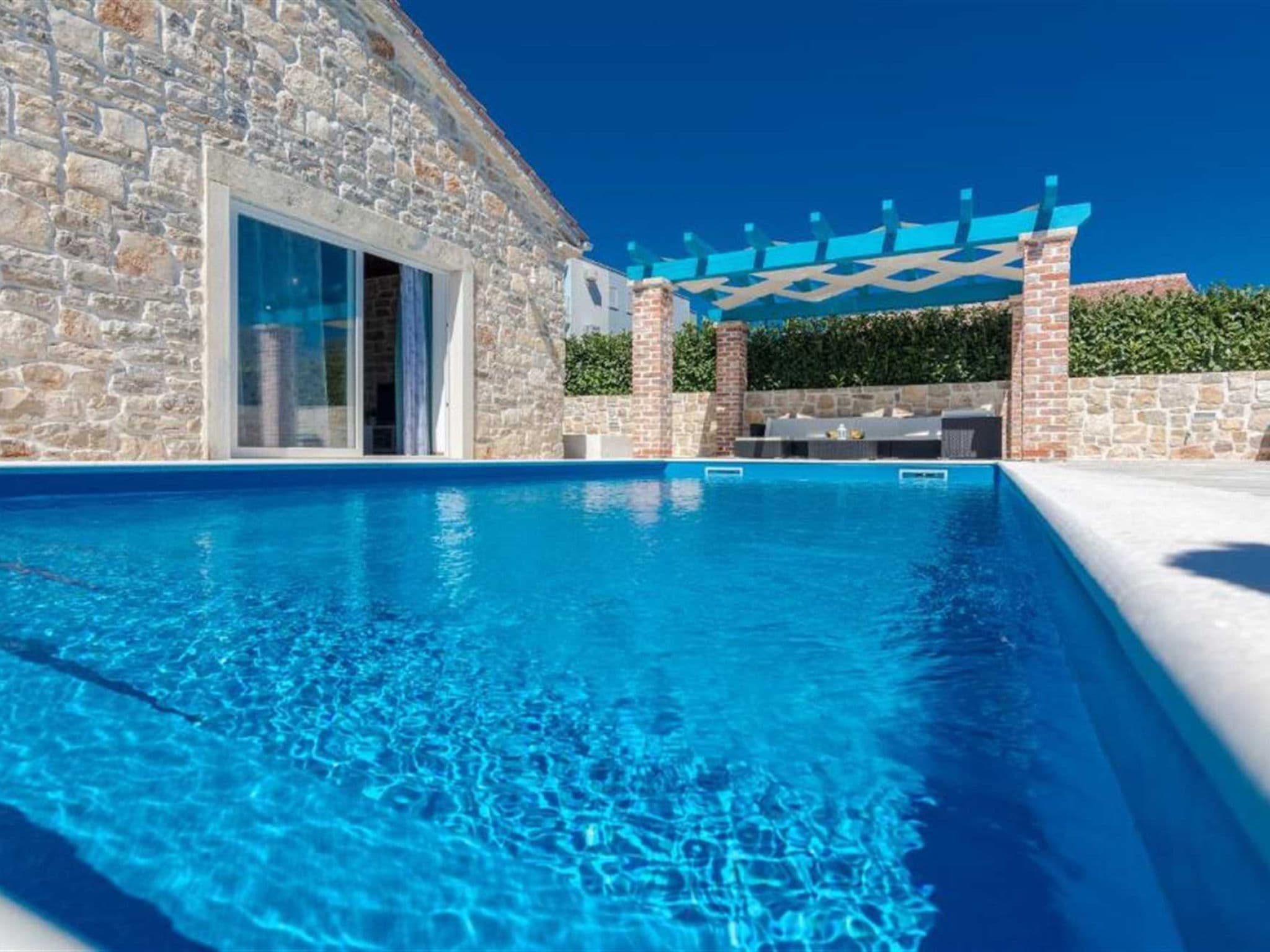 Pool Indoor