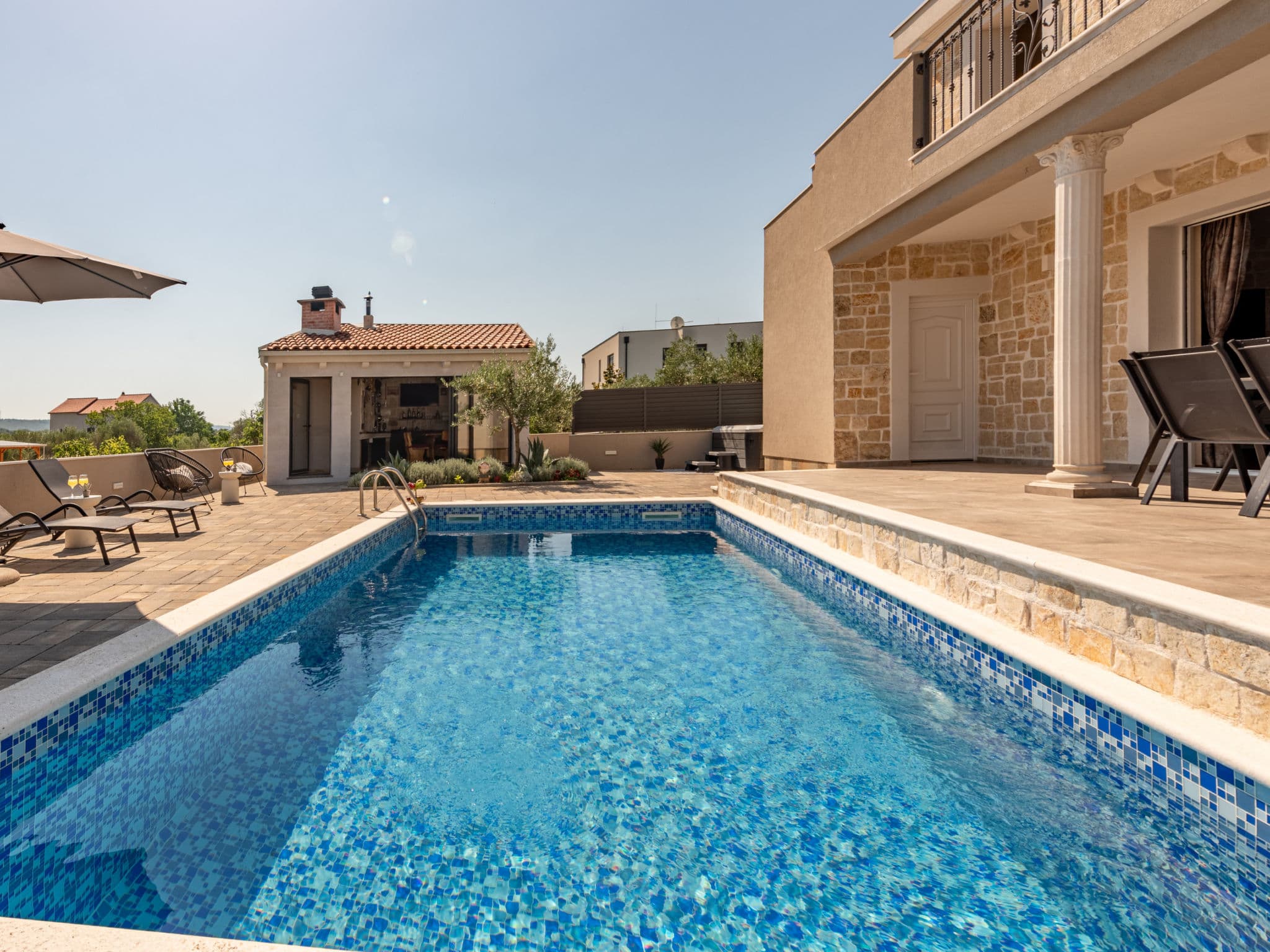 Pool Indoor