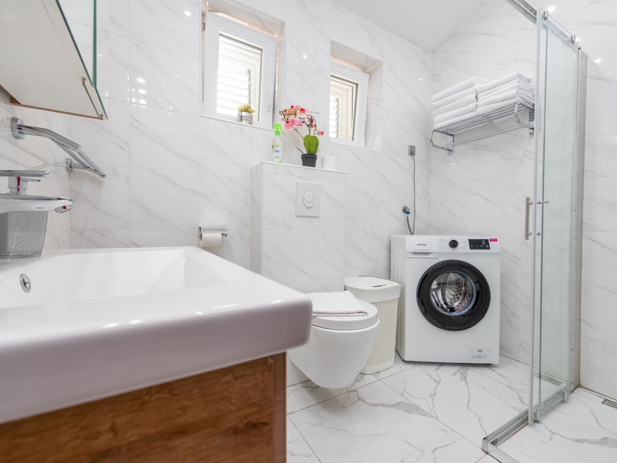 Bathroom / Wellness