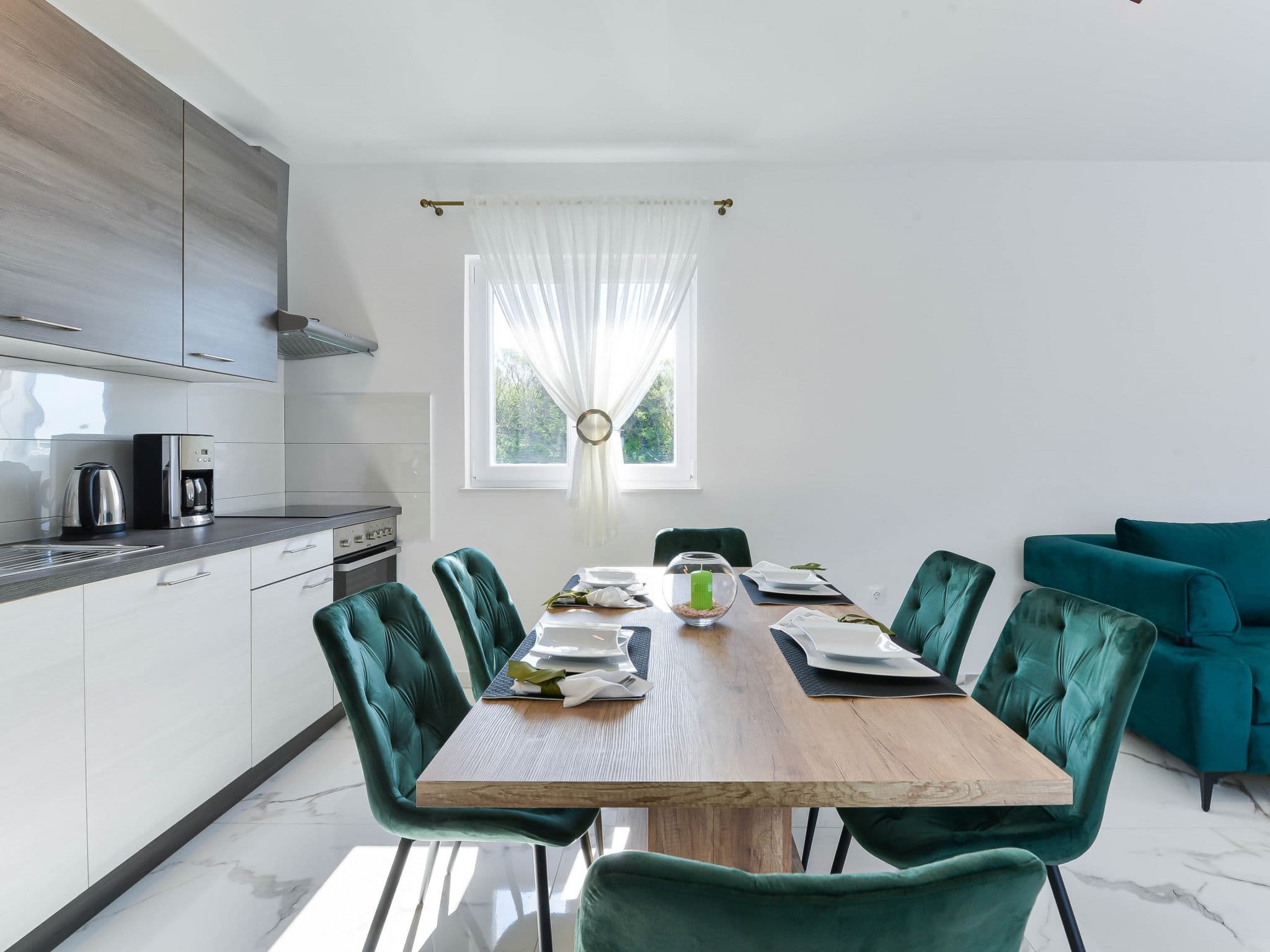 Kitchen / Dining Room