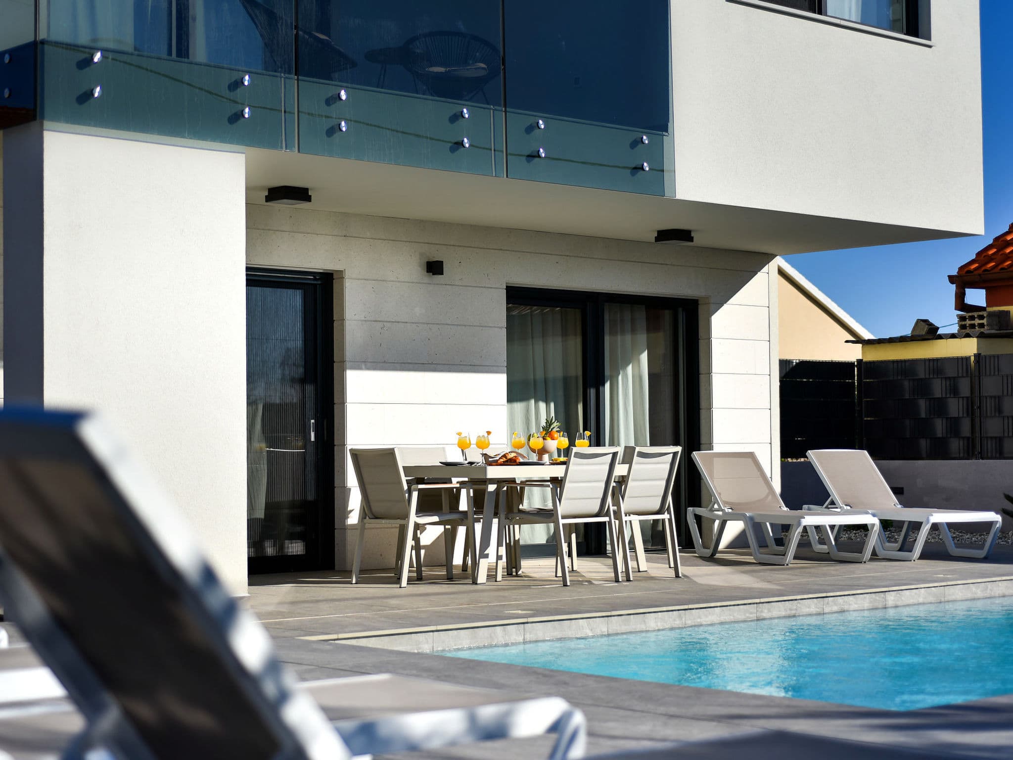 Pool Indoor