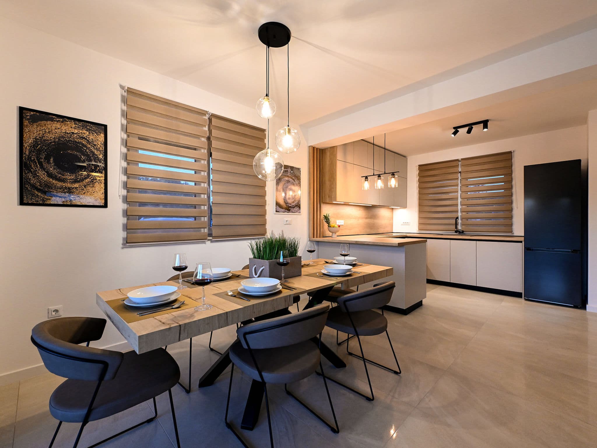 Kitchen / Dining Room