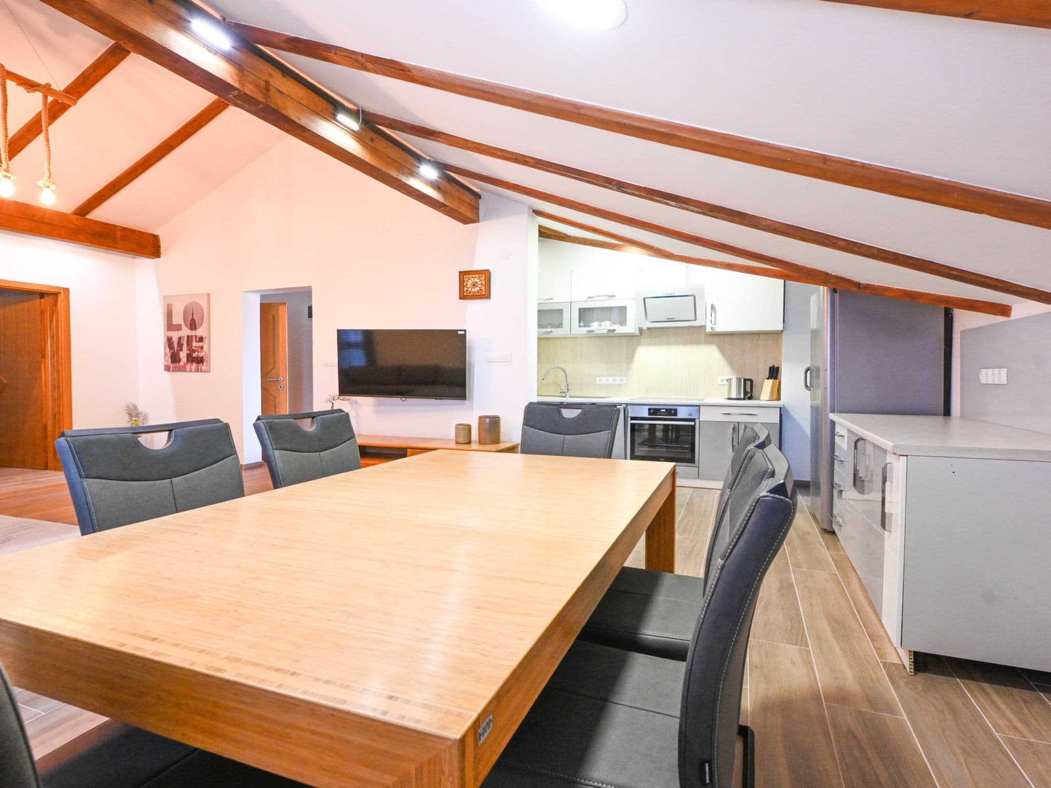 Kitchen / Dining Room