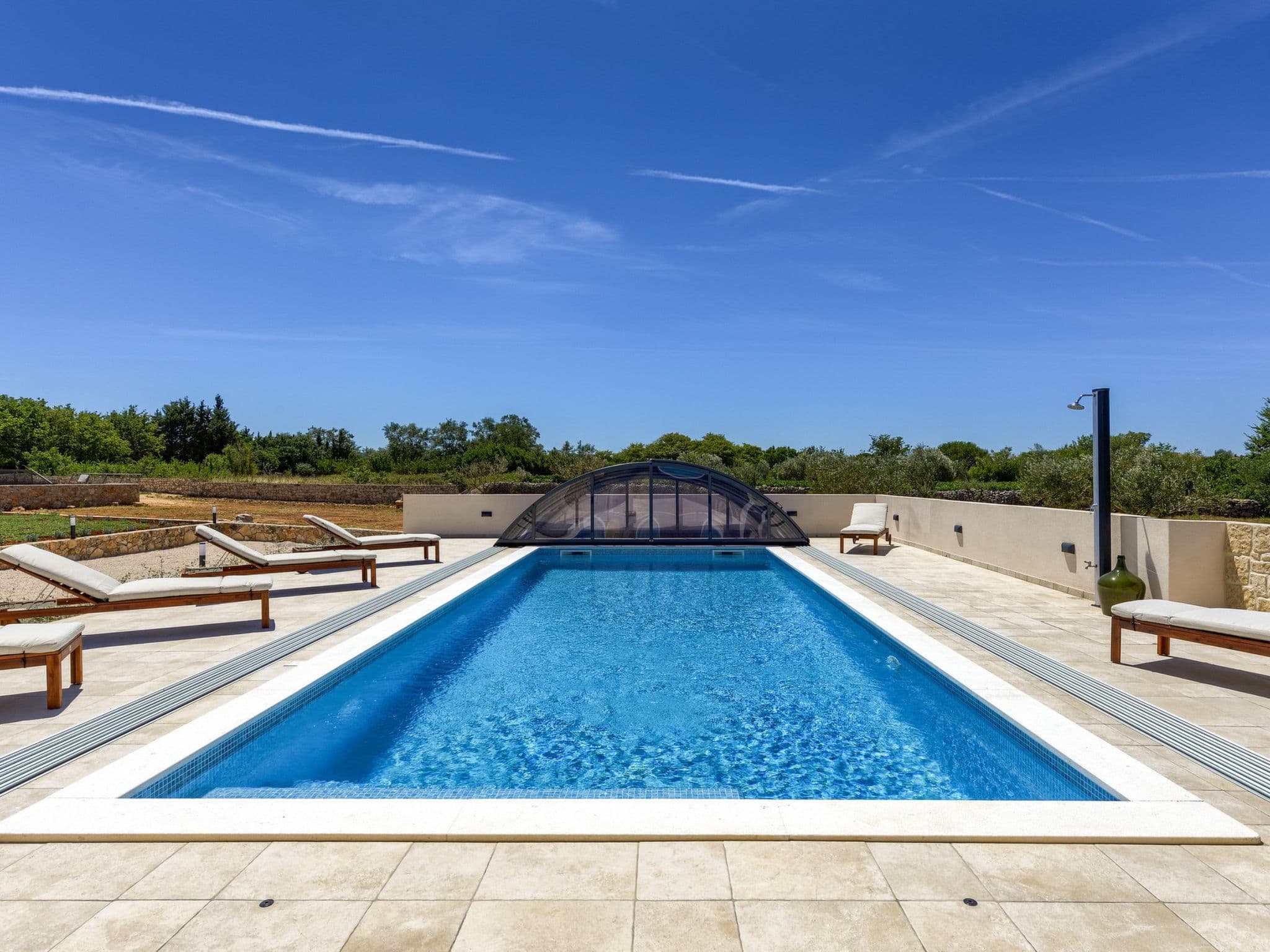 Pool Indoor