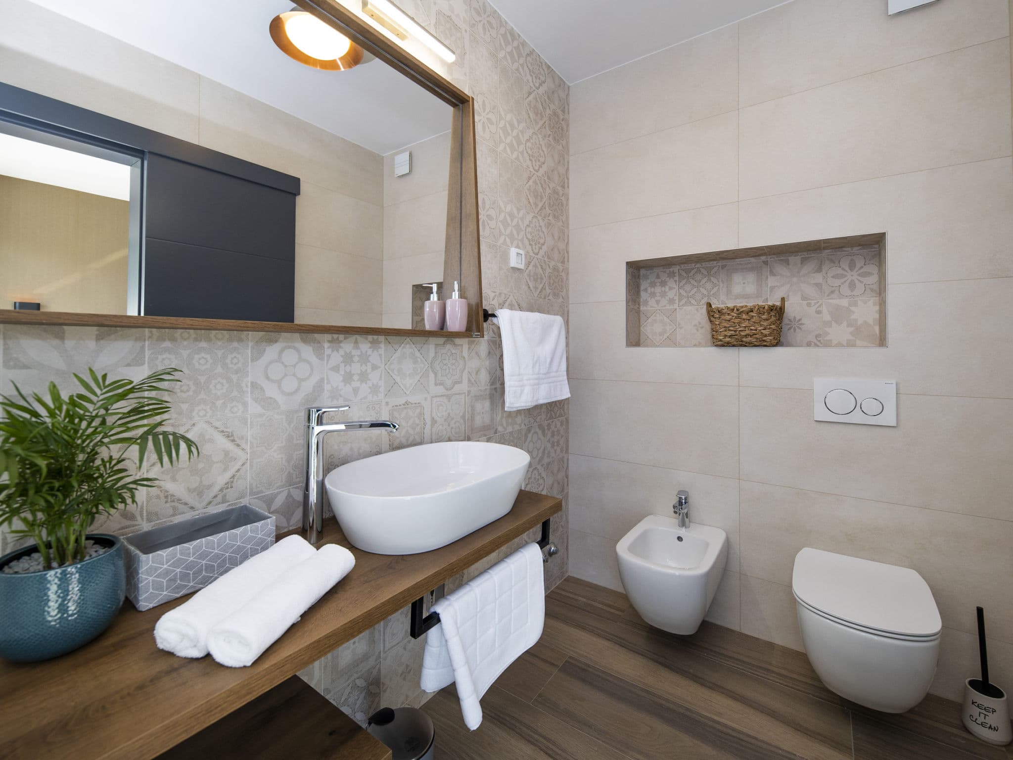 Bathroom / Wellness