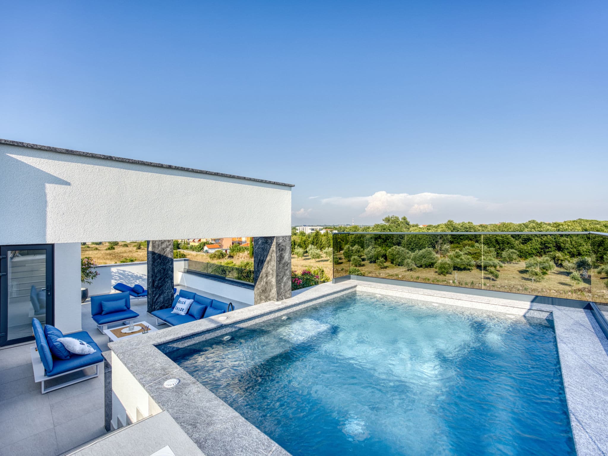 Pool Indoor