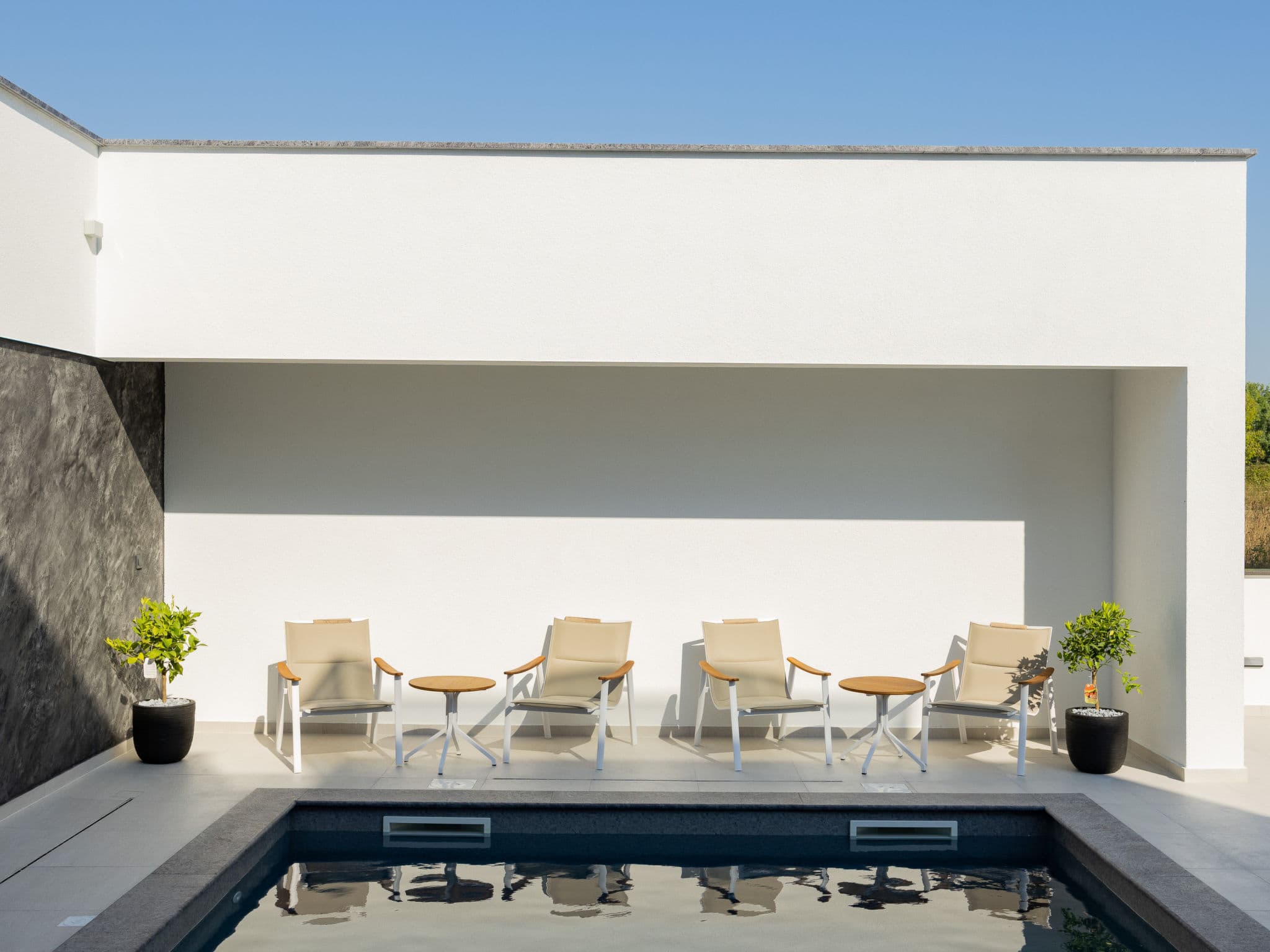 Pool Indoor