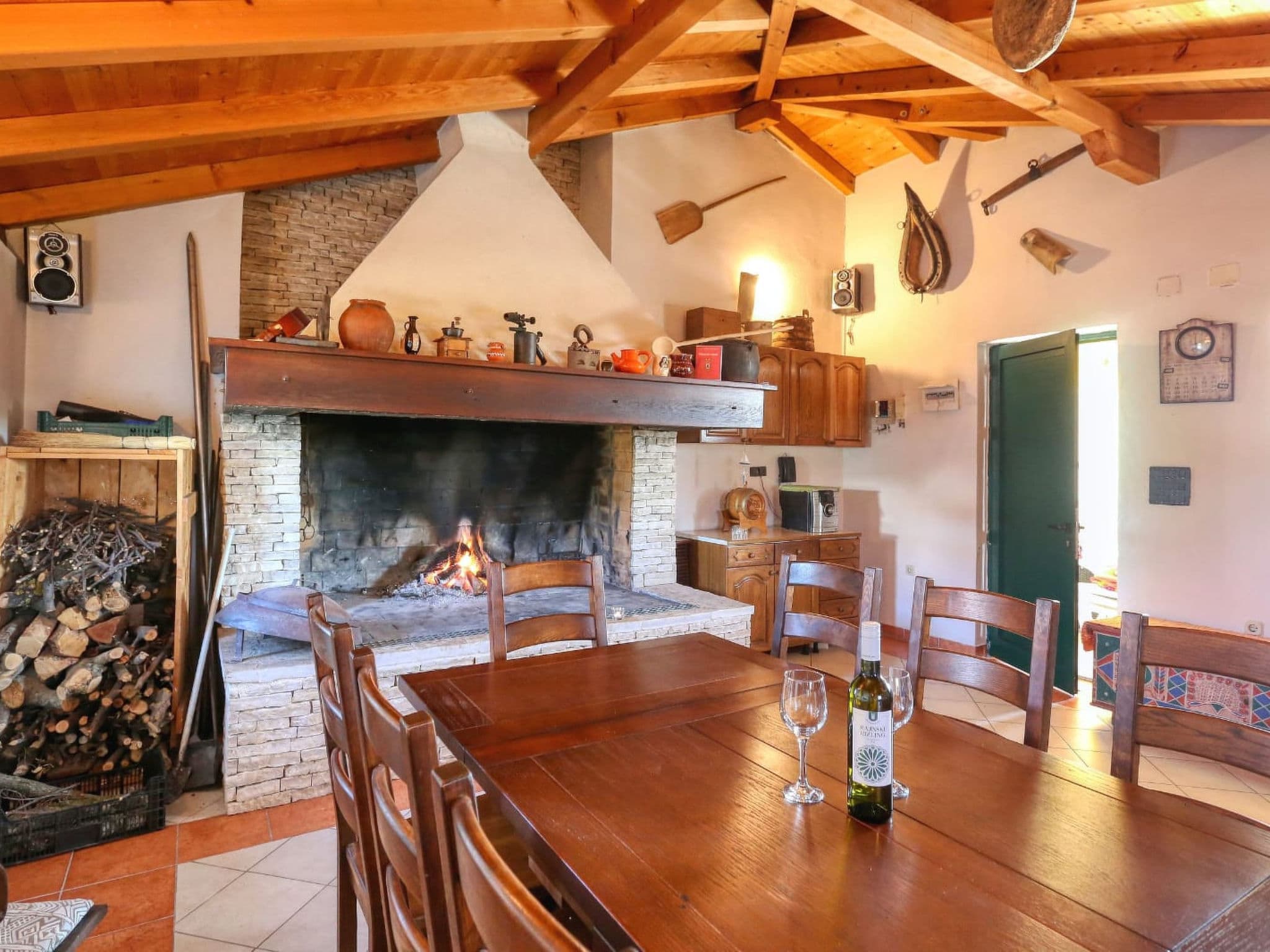 Kitchen / Dining Room